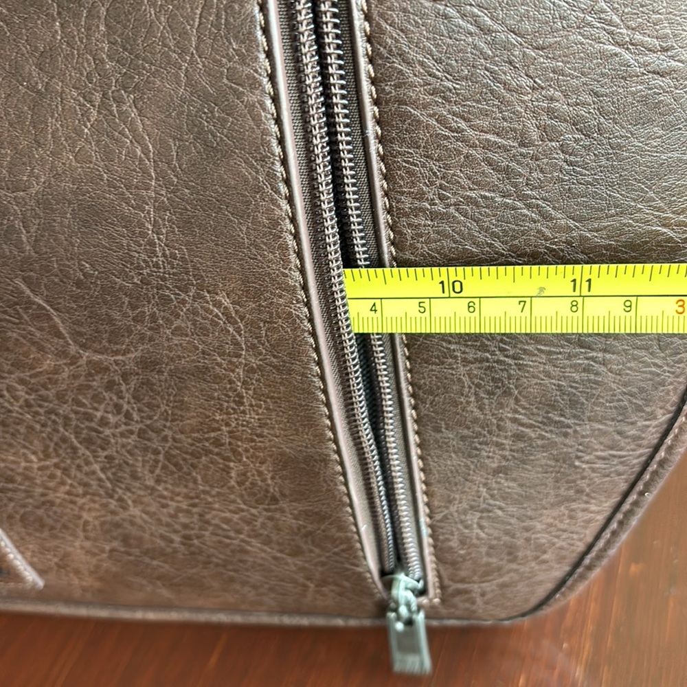 Tony Lama Conceal Carry tote,calf hair,snap:zip close,card slots,shoulder strap - Picture 10 of 15